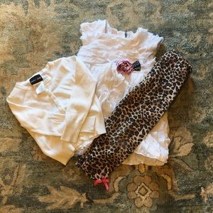 White ruffle and leopard legging 3t outfit